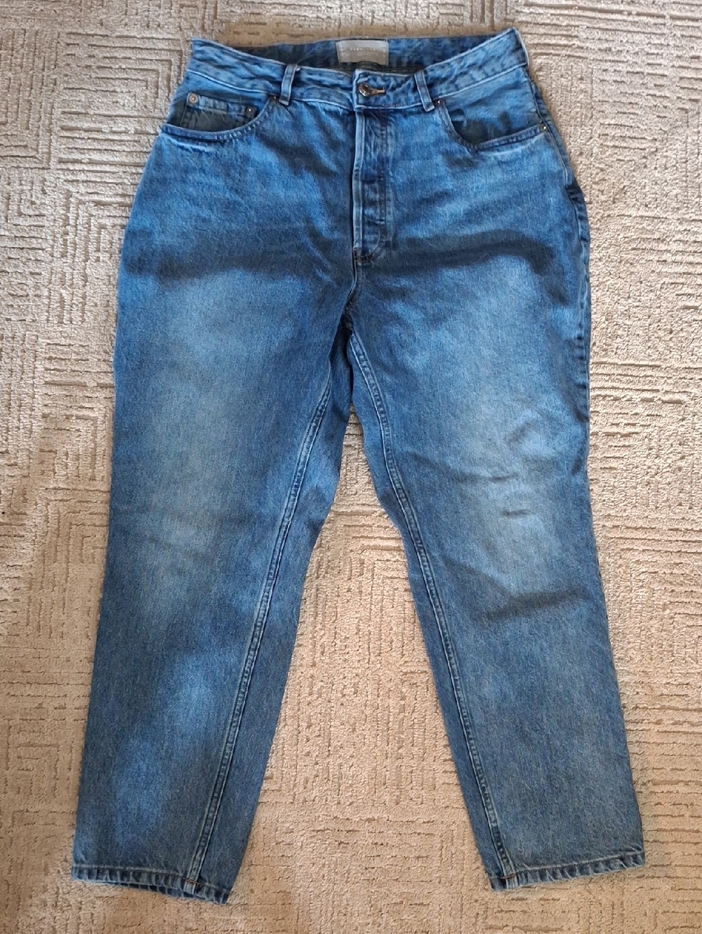 Everlane Curvy 90's Cheeky Straight Jean